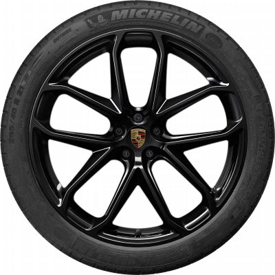 Porsche Wheel 95B044668N - 95B601025FS041 and 95B601025FT041